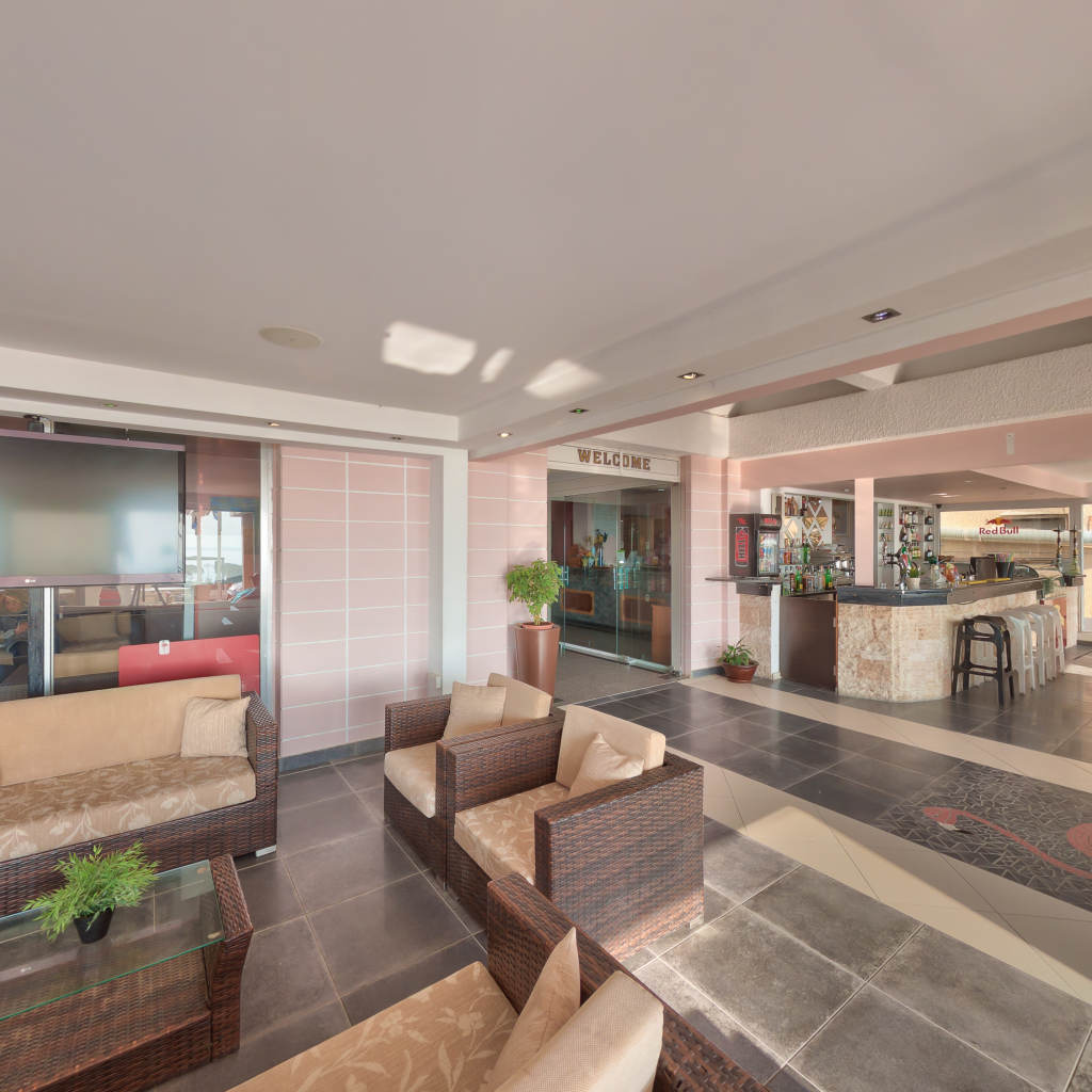 Mackenzie Beach Hotel Larnaca Zewnętrze zdjęcie