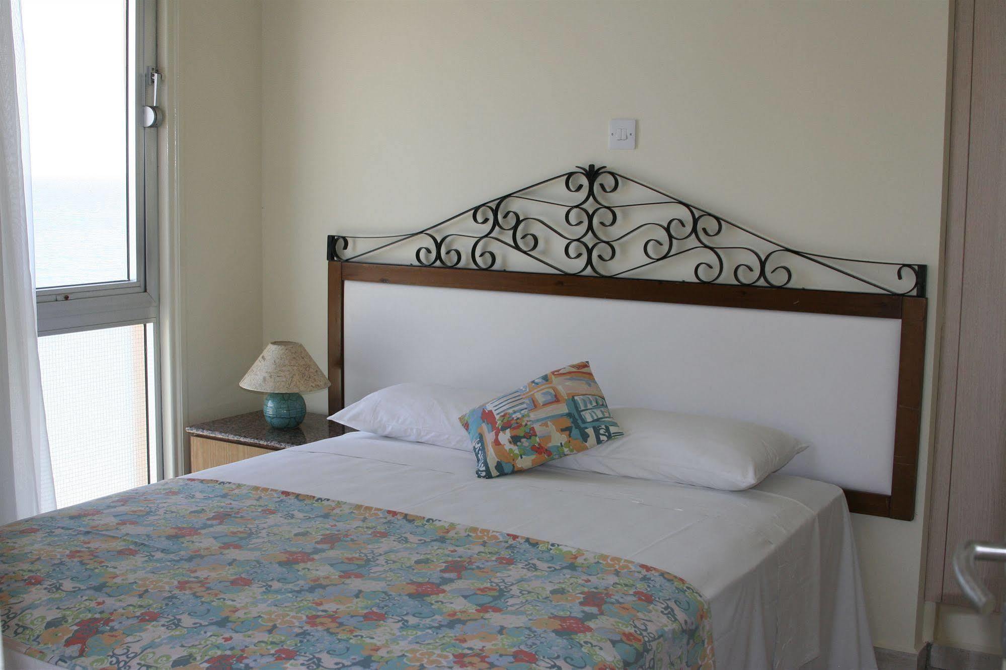 Mackenzie Beach Hotel Larnaca Zewnętrze zdjęcie