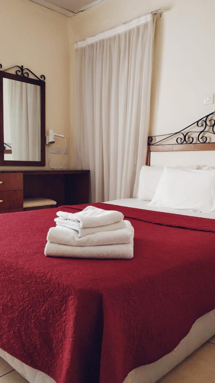 Mackenzie Beach Hotel Larnaca Zewnętrze zdjęcie
